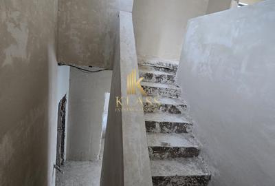 Vila 5 camere Tunari de vanzare - 8