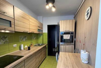 Apartament cu 2 camere decomandat, mobilat în Tomis Nord