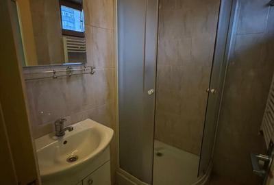 Casa de inchiriat, 25 camere, 25 bai, receptie,T719 - 16