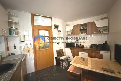 Apartament 3 camere de vânzare – zona centrala – Etaj 1 - 10