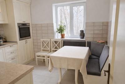 Apartament 4 camere Bulevard la strada - 4