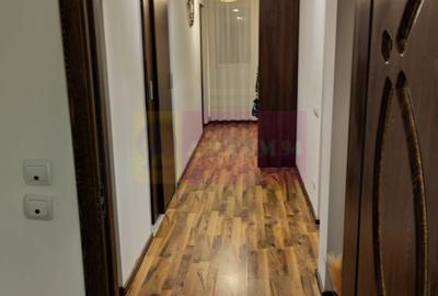 Apartament 3 camere de vanzare in Busteni 5 min partia Kalinderu - 2