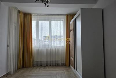 Garsonieră decomandată în Central