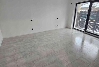ZONA EXCLUSIVISTA , VILA NOUA LANGA DOMENIUL MARTISOR , DELTA VACARESTI ,INTRARE - 3