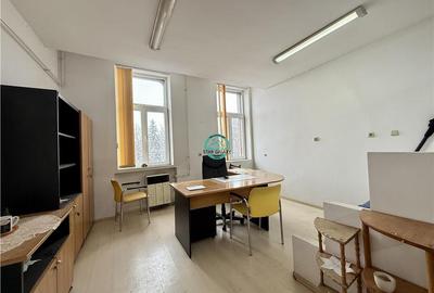 Cabinet medical de inchiriat de 57 mp, aflat in Centru - Reghin - 1