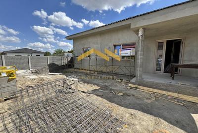 Casă individuală cu 4 camere în Utvin