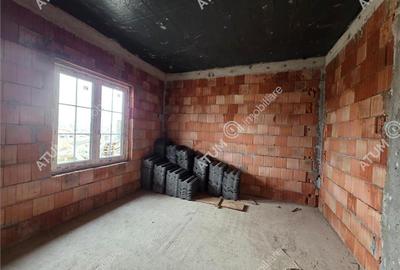 Casa cu 4 camere pe un singur nivel teren 500mp de vanzare Selimbar - 9