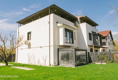 Duplex cu 5 camere în Pipera