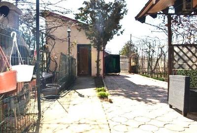 Casa spatioasa cu gradina si zona de relaxare, la doar 7 km de oras  - panouri f - 3