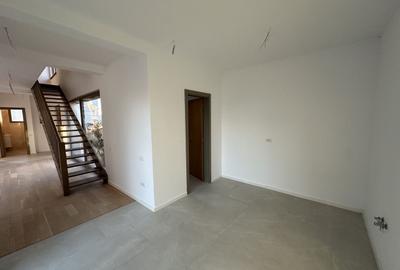 Casa cu 5 camere - Dumbarvita - 14