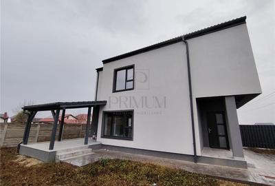 Duplex modern separat prin baie - zona linistita - pompa caldura - 2 fronturi st - 3