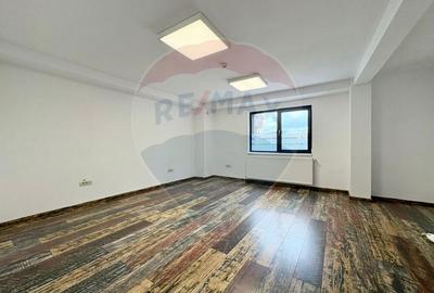 Spațiu de birouri  zona 13 Decembrie- Etaj 1 - 9
