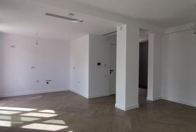 Proprietate exclusivista pe lacul Snagov 490000 euro / Chirie 2500 eu/luna - 14