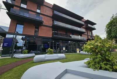 Garsonieră decomandată, mobilată în Bucium