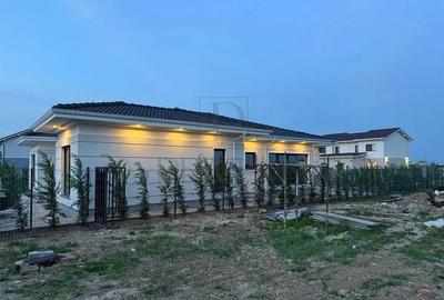 Duplex cu 3 camere în Moșnița Nouă