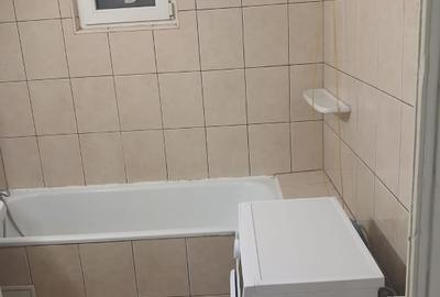 Vânzare apartament stradal,3 camere – Sector 6, Str. Vlădeasa, Etaj 3, bloc 1983 - 6