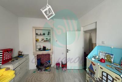 JUMATATE DE VILA  INTERBELICA- CURTE PROPRIE- ROND ALBA IULIA-DECEBAL - 2