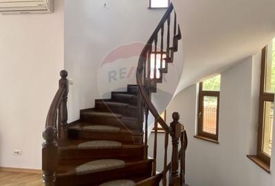 Casa / Vila cu 8 camere de închiriat în zona Aviatiei - 16