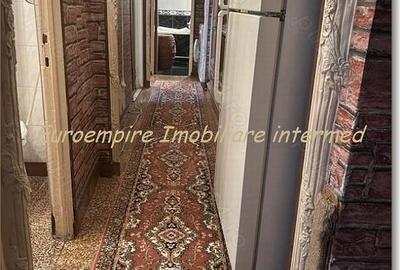 Apartament 3 camere decomandate zona Abator - 1