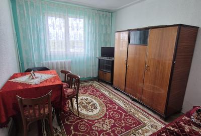 Apartament cu 2 camere decomandat în Tătărași