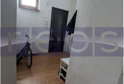 VANZARE  3 CAMERE  IN  VILA INTERBELICA  –PIATA VICTORIEI - 18