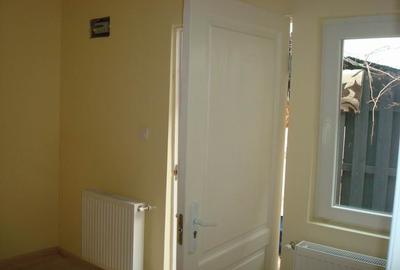 Casa 5 camere, spatiu comercial inclus, stradal, pretabila Rezidential, Cabinet - 10