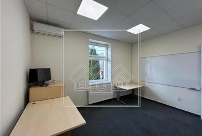 Spatiu birouri de inchiriat - 9 camere - teren 470 mp - 5