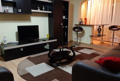 Apartament cu 3 camere în Ultracentral