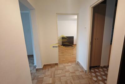 Apartament cu 3 camere de inchiriat - 7