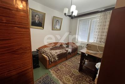 3 camere Decomandat electrica/sanitare refăcute 12 m Metrou Apărători reabilitat - 10