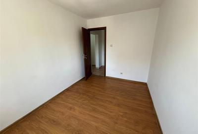 Apartament cu 3 camere de vanzare, zona Piata Moldovei - 7