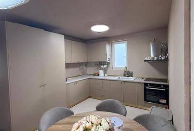 Casa deosebita cu 3 camere 7,5 ari - 9
