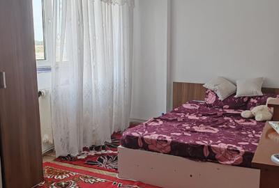 Apartament decomandat cu 3 camere, etaj 7/8, Vaslui zona Traian - 3