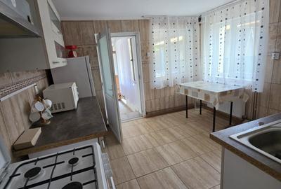 Casă renovată cu 6 camere, teren 557 mp – Berceni, Prahova - 39