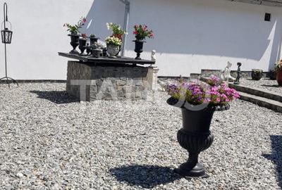 Casa 7 camere 6 bai terase teren 1180mp aproape de Castel si Poveste - 33