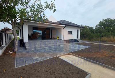 Vila Butimanu, locatie excelenta pentru locuit permanent sau casa vacant - 1