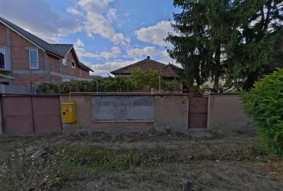 Casa 3 camere cu teren 1180 mp in Parneava-Alfa Comision 0 - 3