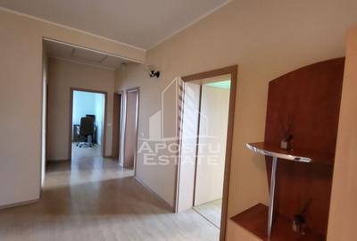 Casa individuala cu 7 camere si garaj,Dumbravita - 8