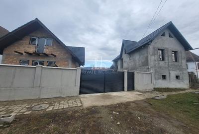 Casă individuală cu 3 camere în Brădeni