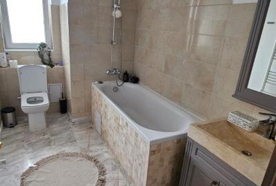 INCHIRIEZ APARTAMENT 2 CAMERE LUX  80 mp utili - 10