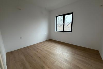 Casa 4 camere/ Curte/ Centrala/ Metrou 10 min - 7