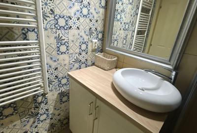 Apartament cu 2 camere semidecomandat în Cișmigiu