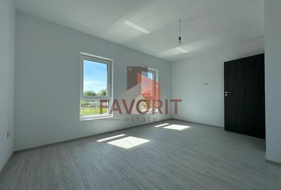 Duplex | Parter + Etaj | Toate utilitatile | Curte generoasa | Sacalaz - 11
