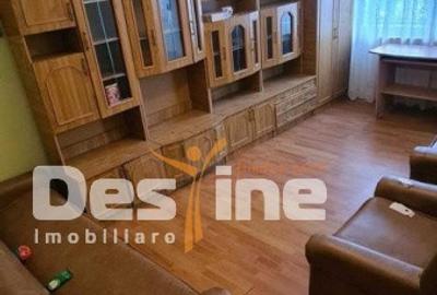 Apartament cu 3 camere decomandat în Dacia