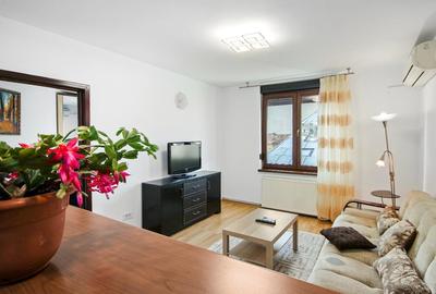 UNIVERSITATE, 2 camere, etaj 5, vedere spate, 50 mp, centrala proprie - 1