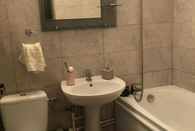 Apartament cu 1 camera - zona Centru Civic - Tg. Cucu - 1