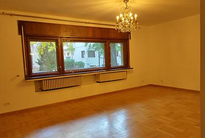 Particular apartament 3 camere lux str Roma 21A Dorobanti Capitale 90mp - 1