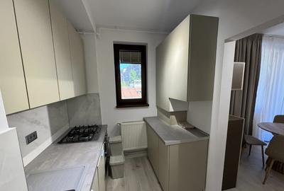 Alba Iulia,Metrou P.Muncii,Etajul 1/3Bloc 2014 CEANTRALA PROPRIE,Loc de parcare - 12