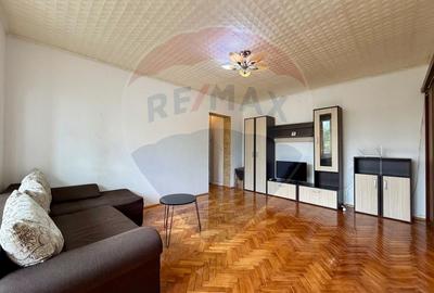 Apartament cu 2 camere și 2 balcoane de închiriat - zona Podgoria - 2