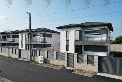 Casă cu 5 camere în Berceni